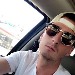 Meet your Posher, Conner